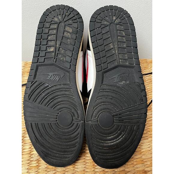 Air Jordan 1 Retro High OG 'Gym Red' 11 M - Picture 7 of 7